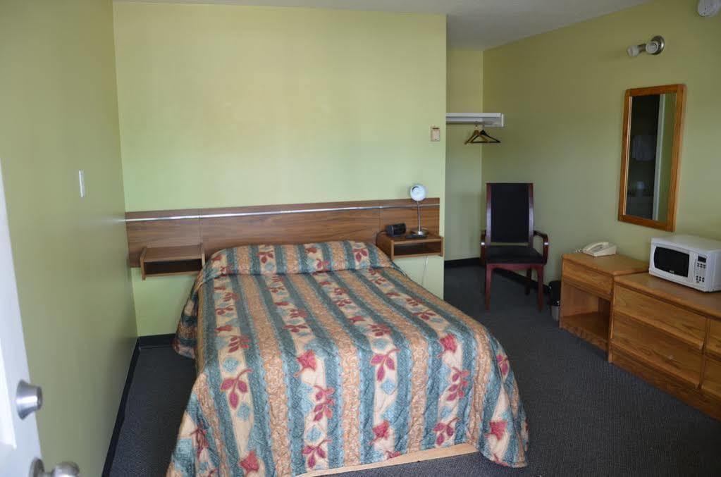Coachman Inn Regina Exteriör bild
